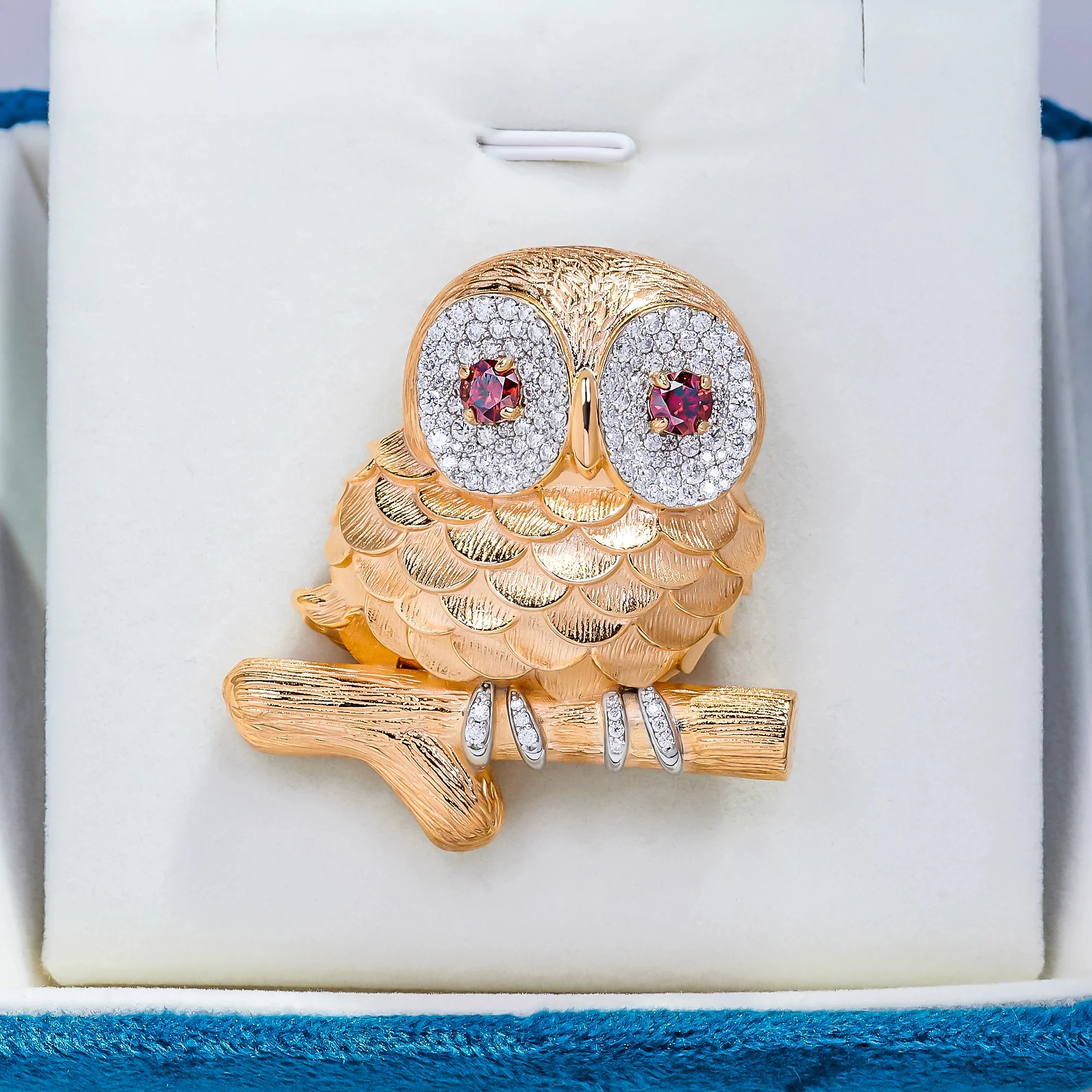 18K GOLD PLATED MOISSANITE CRIMSON GAZE OWL BROOCH IN STERLING SILVER - Image 6
