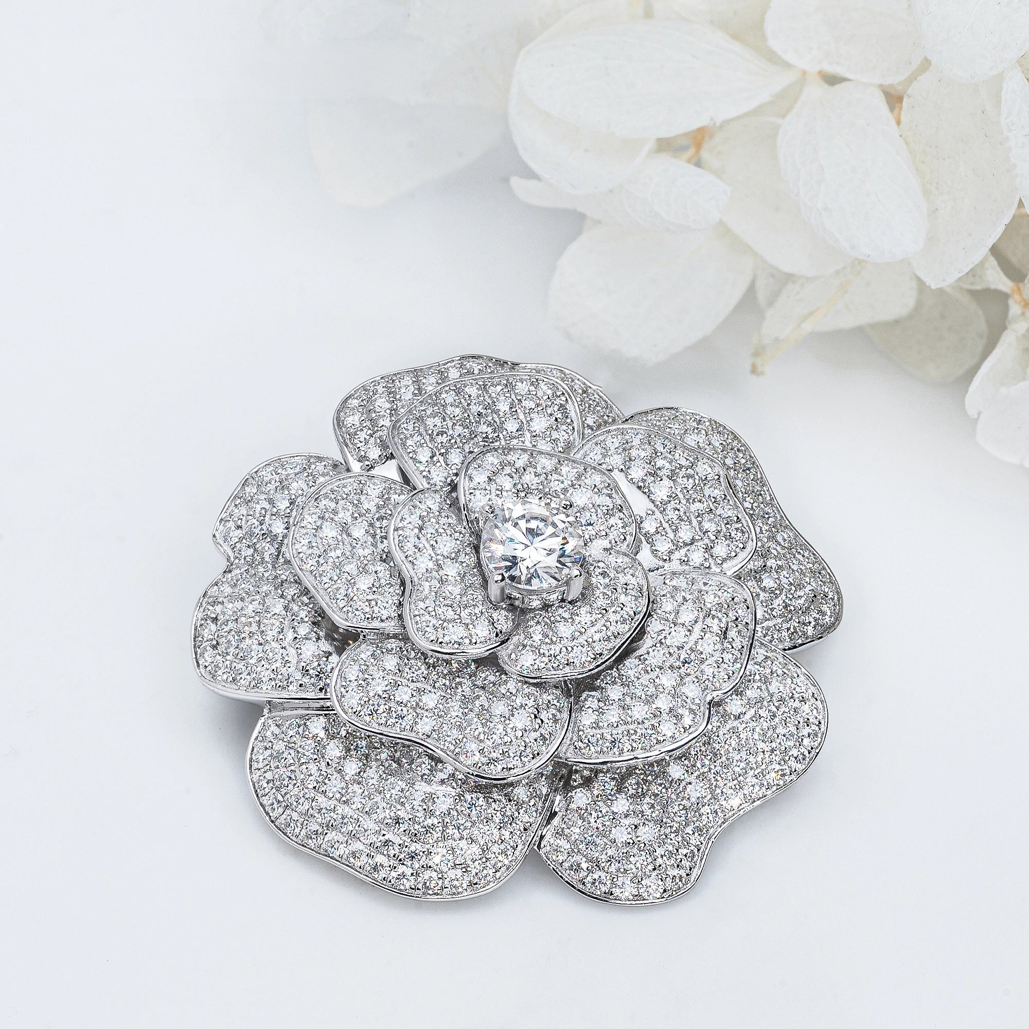 18K WHITE GOLD PLATED MOISSANITE ETERNAL BLOOM FLOWER BROOCH IN STERLING SILVER - Image 4