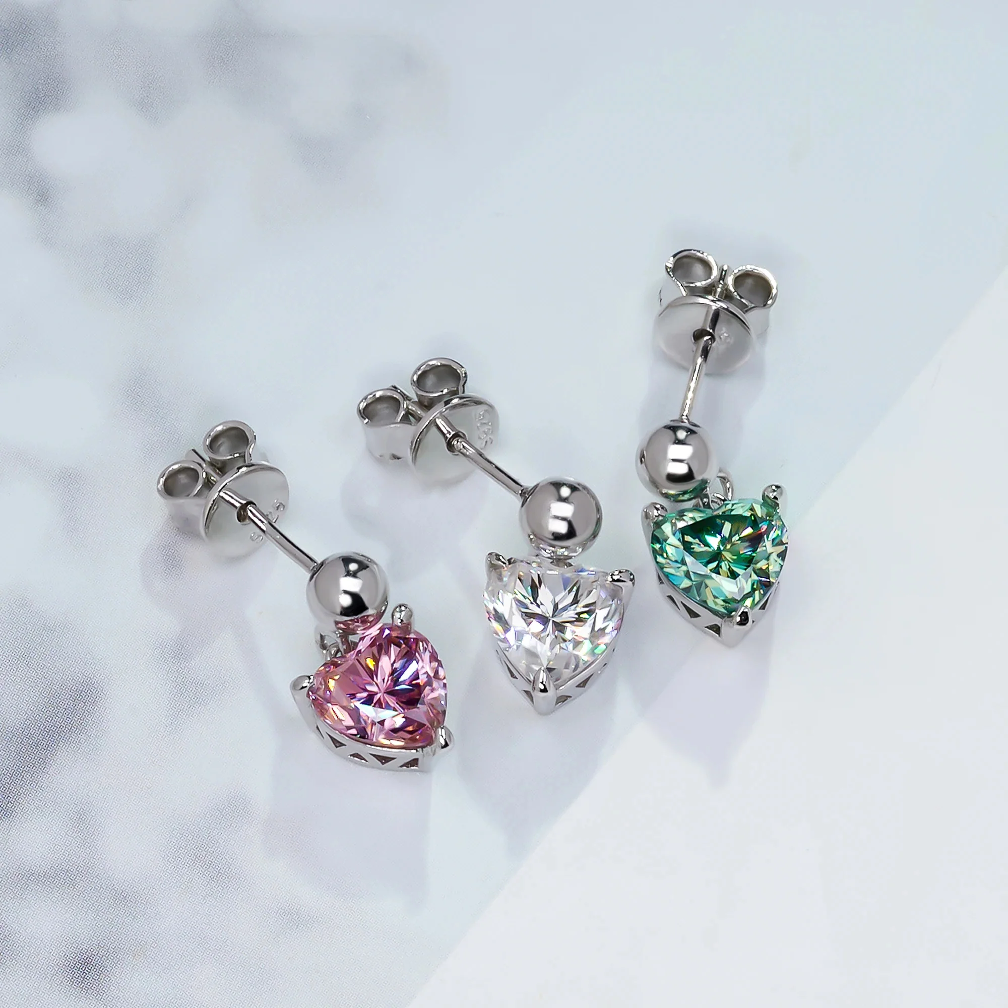 18K WHITE GOLD PLATED MOISSANITE HEART CUT EARRING IN STERLING SILVER