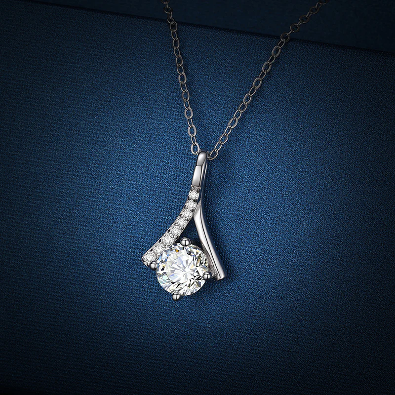 1CT MOISSANITE DIAMOND SOLITAIRE PENDANT NECKLACE IN STERLING SILVER - Image 2