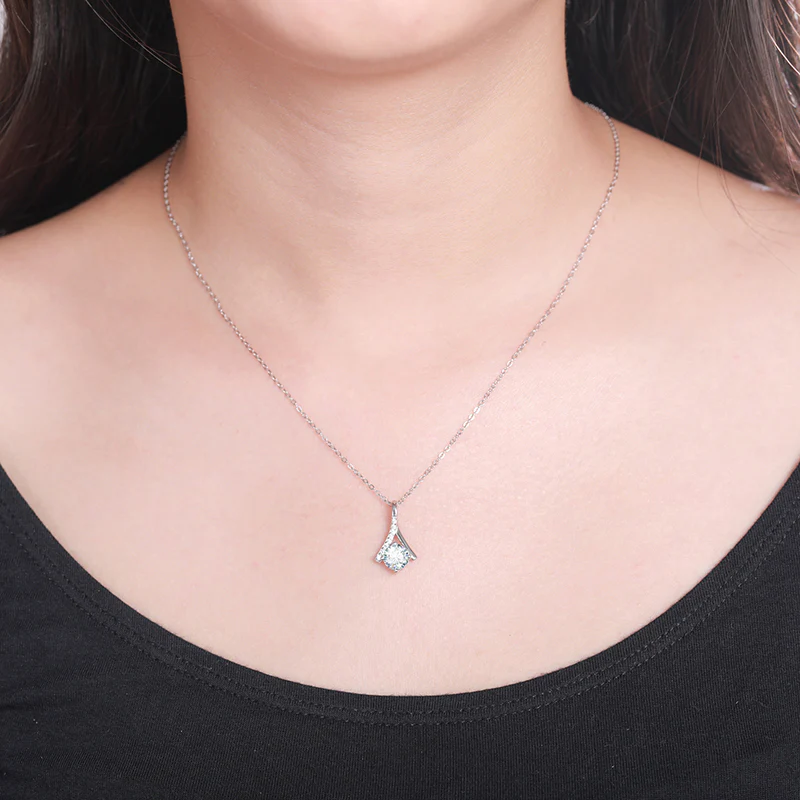 1CT MOISSANITE DIAMOND SOLITAIRE PENDANT NECKLACE IN STERLING SILVER - Image 3