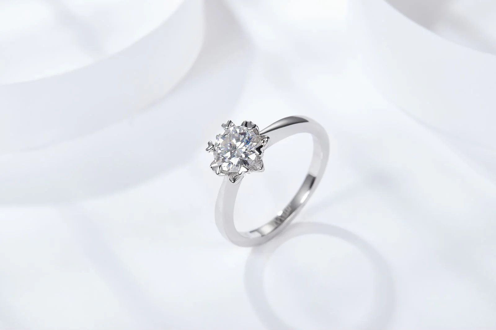 1CT ROUND CUT MOISSANITE RING IN STERLING SILVER {STYLE 2} - Image 5