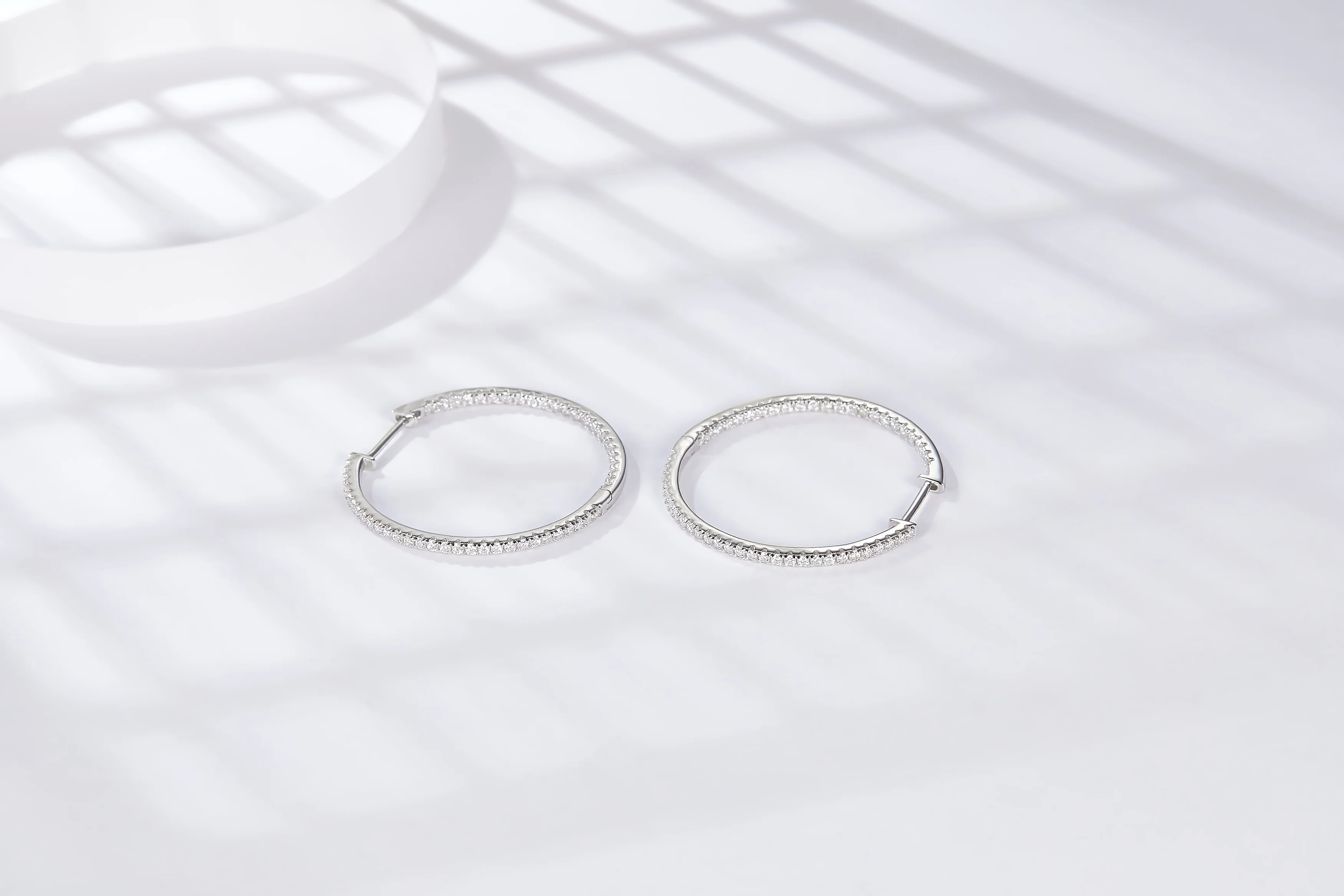 30MM BIG HOOP MOISSANITE EARRINGS IN STERLING SILVER - Image 4
