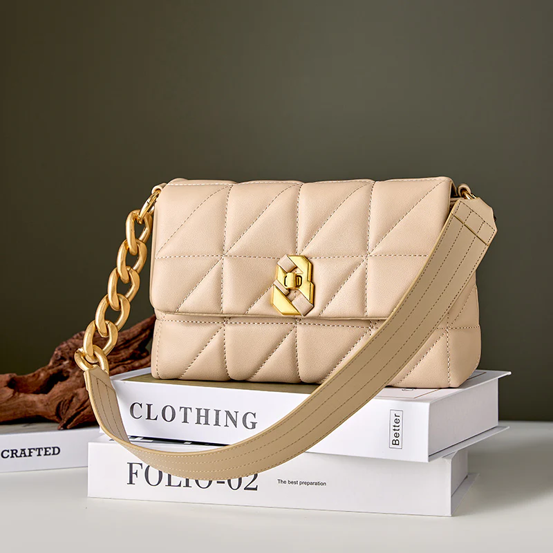ARLETTE SOFT FLAP BAG - Image 2