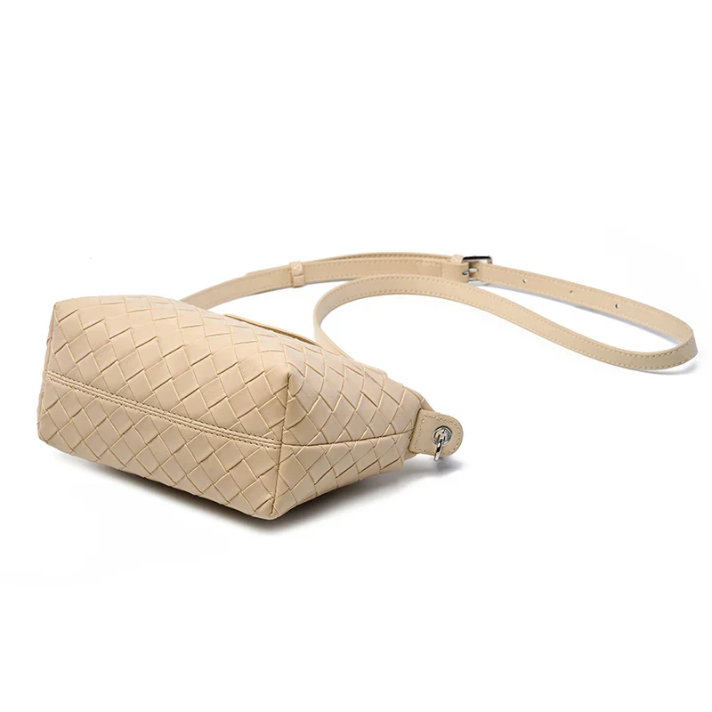 ARLETTE WEAVE CARRY BAG - Image 9