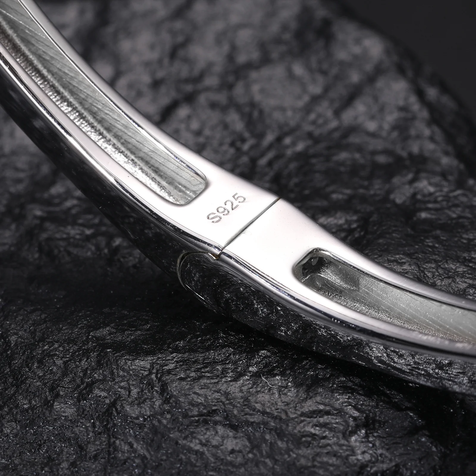 BAGUETTE MOISSANITE STAR BANGLE BRACELET IN STERLING SILVER - Image 3