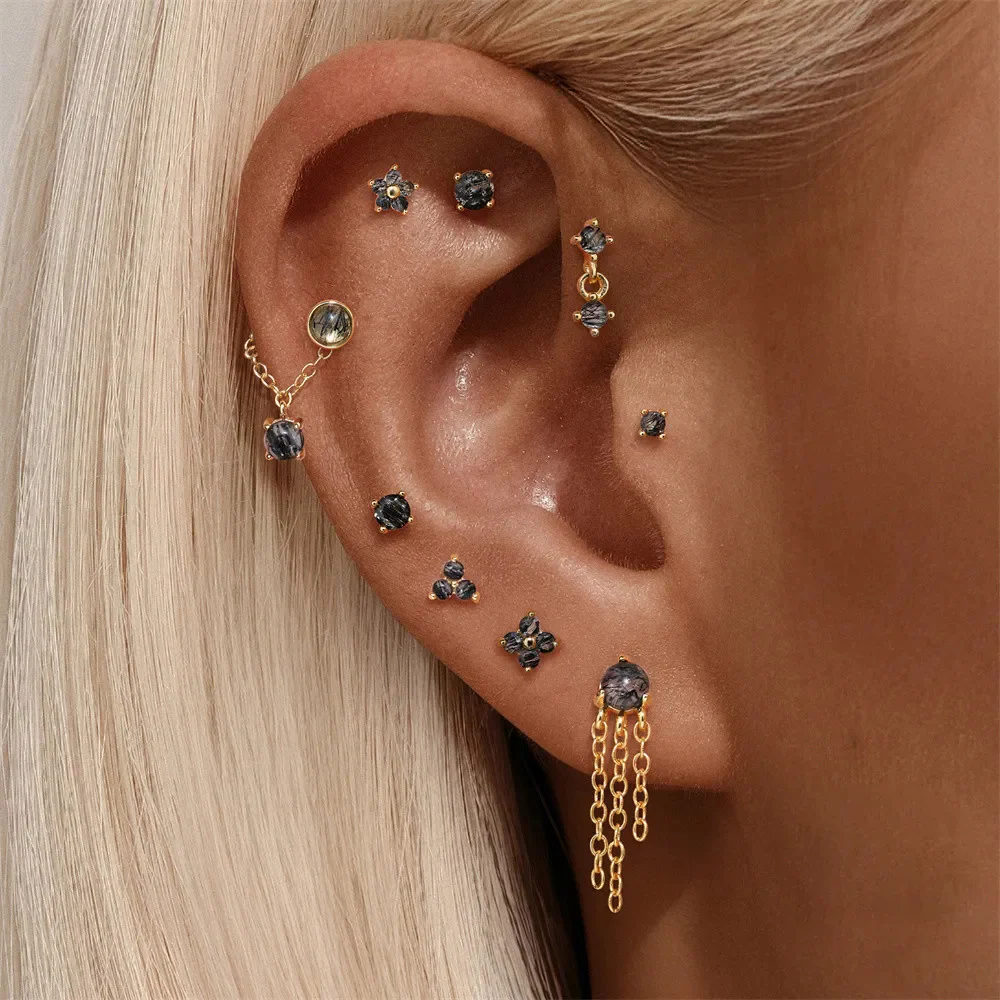 BLACK QUARTZ EAR STUDS IN STERLING SILVER - Image 4
