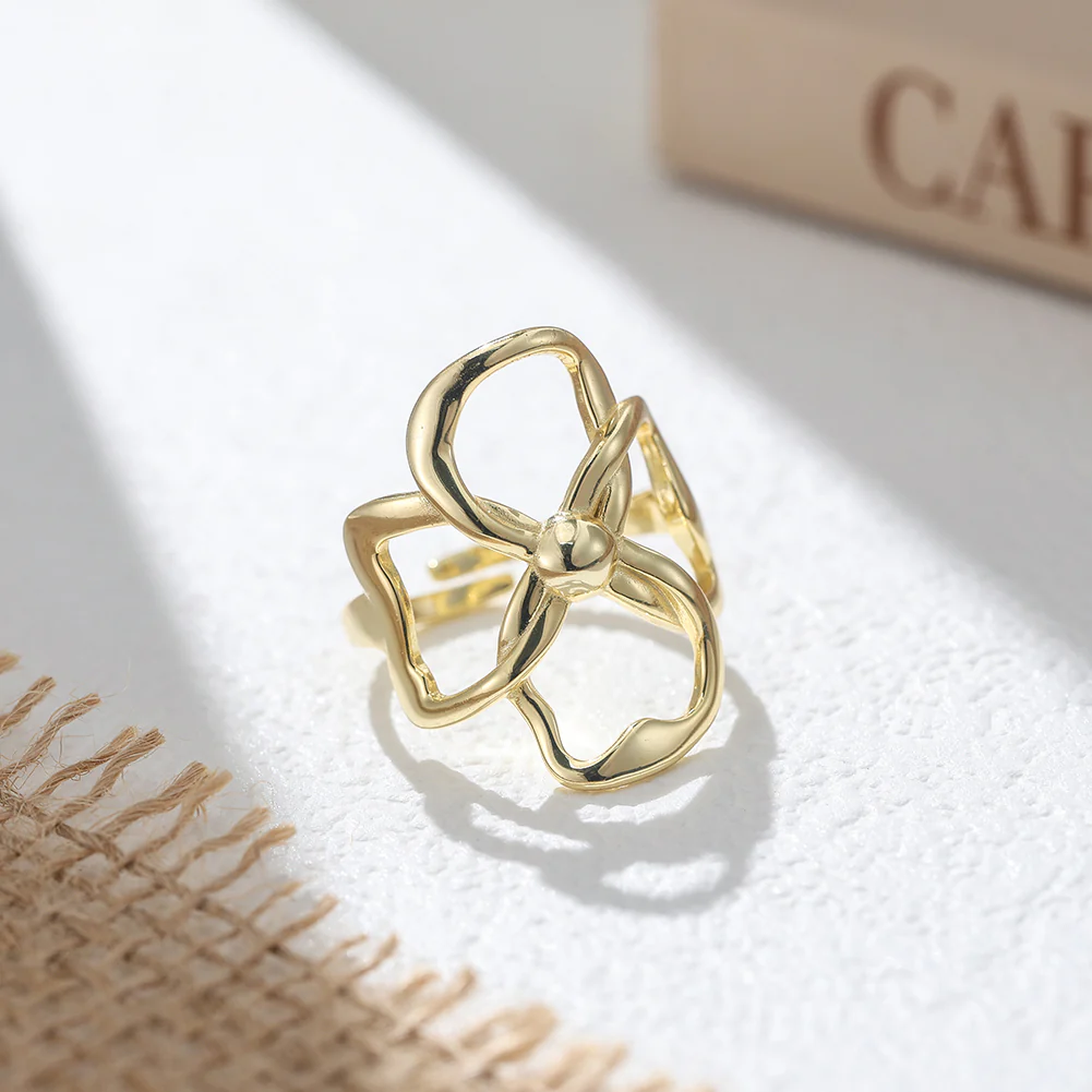 BLOOM PETAL STATEMENT RING IN STERLING SILVER - Image 4