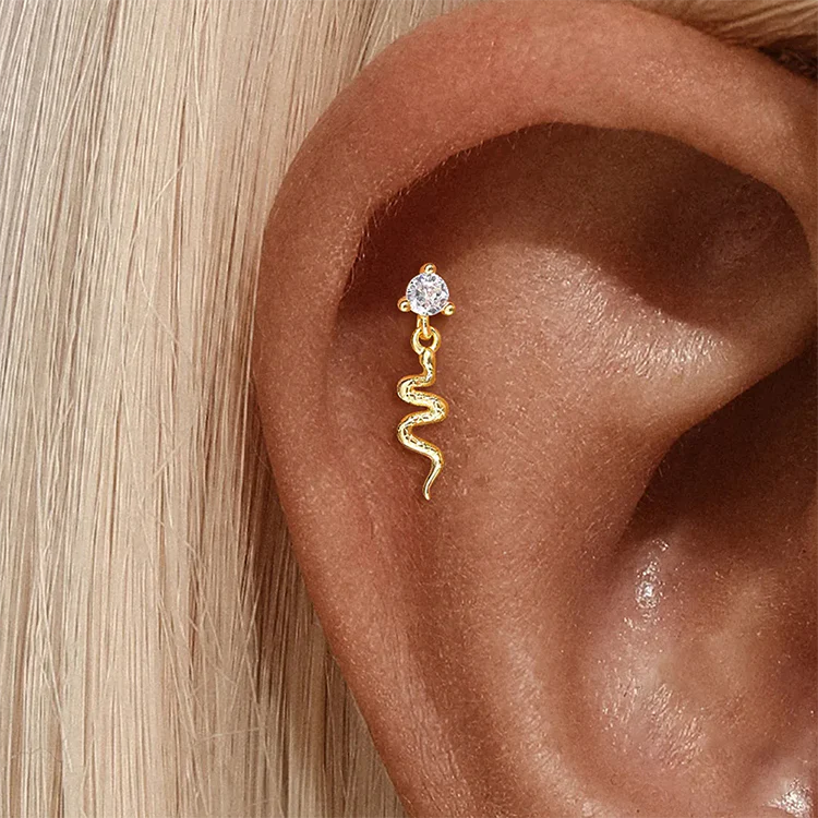 CARTILAGE EAR PIERCING IN STERLING SILVER - Image 3