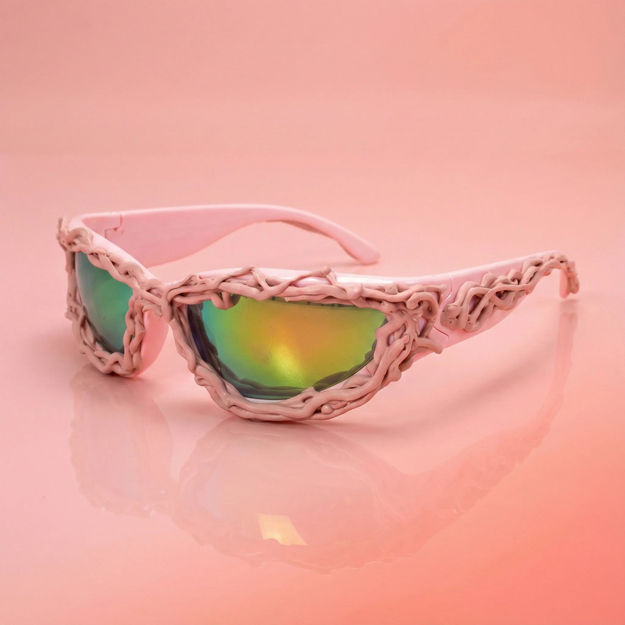 CHAINRIFT AVANT GARDE SUNGLASSES - Image 2
