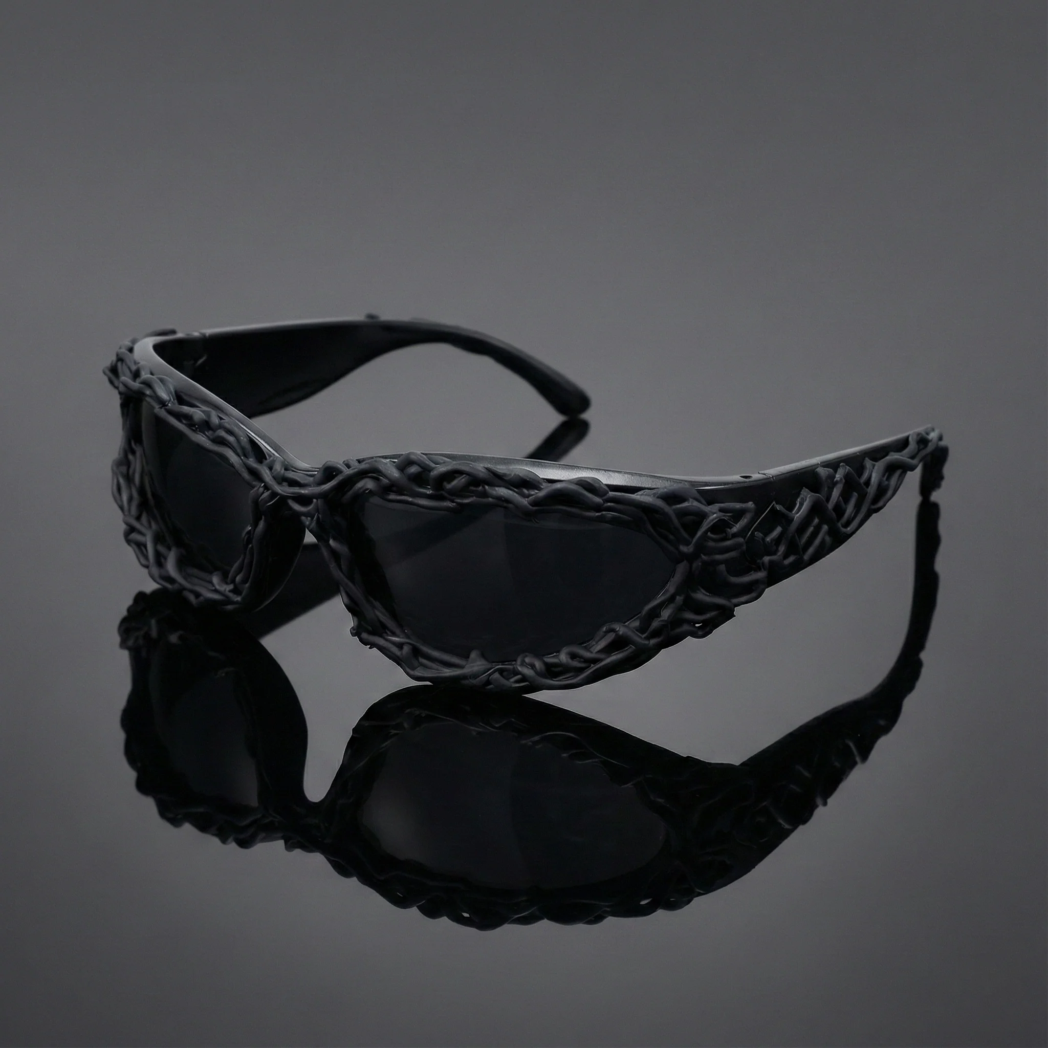 CHAINRIFT AVANT GARDE SUNGLASSES - Image 4