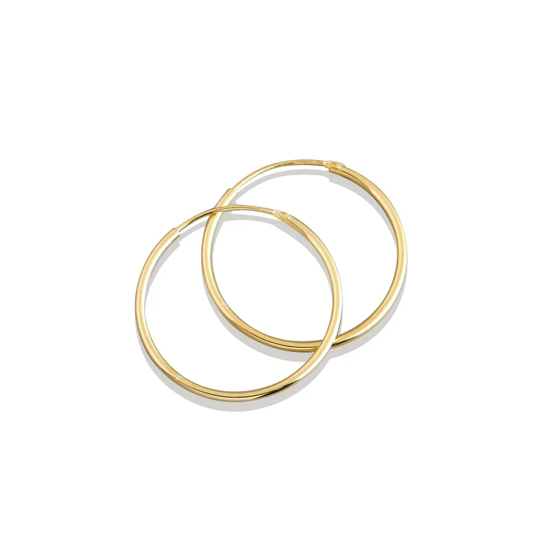 CLASSIC HOOP EARRING IN STERLING SILVER - Image 5