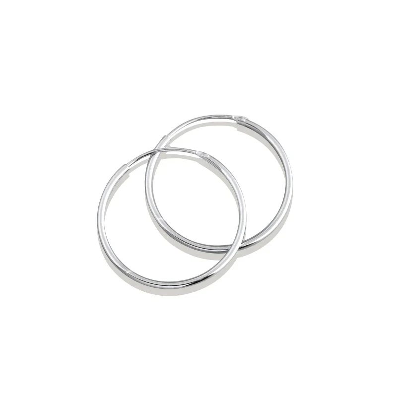 CLASSIC HOOP EARRING IN STERLING SILVER - Image 8
