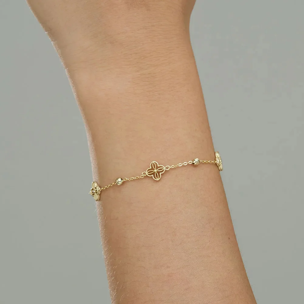 CLOVER CHARM CHAIN BRACELET IN STERLING SILVER - Image 5