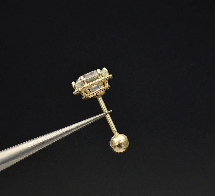 CROWN SOLITAIRE STUDS EARRING/NOSERING IN SOLID GOLD - Image 5
