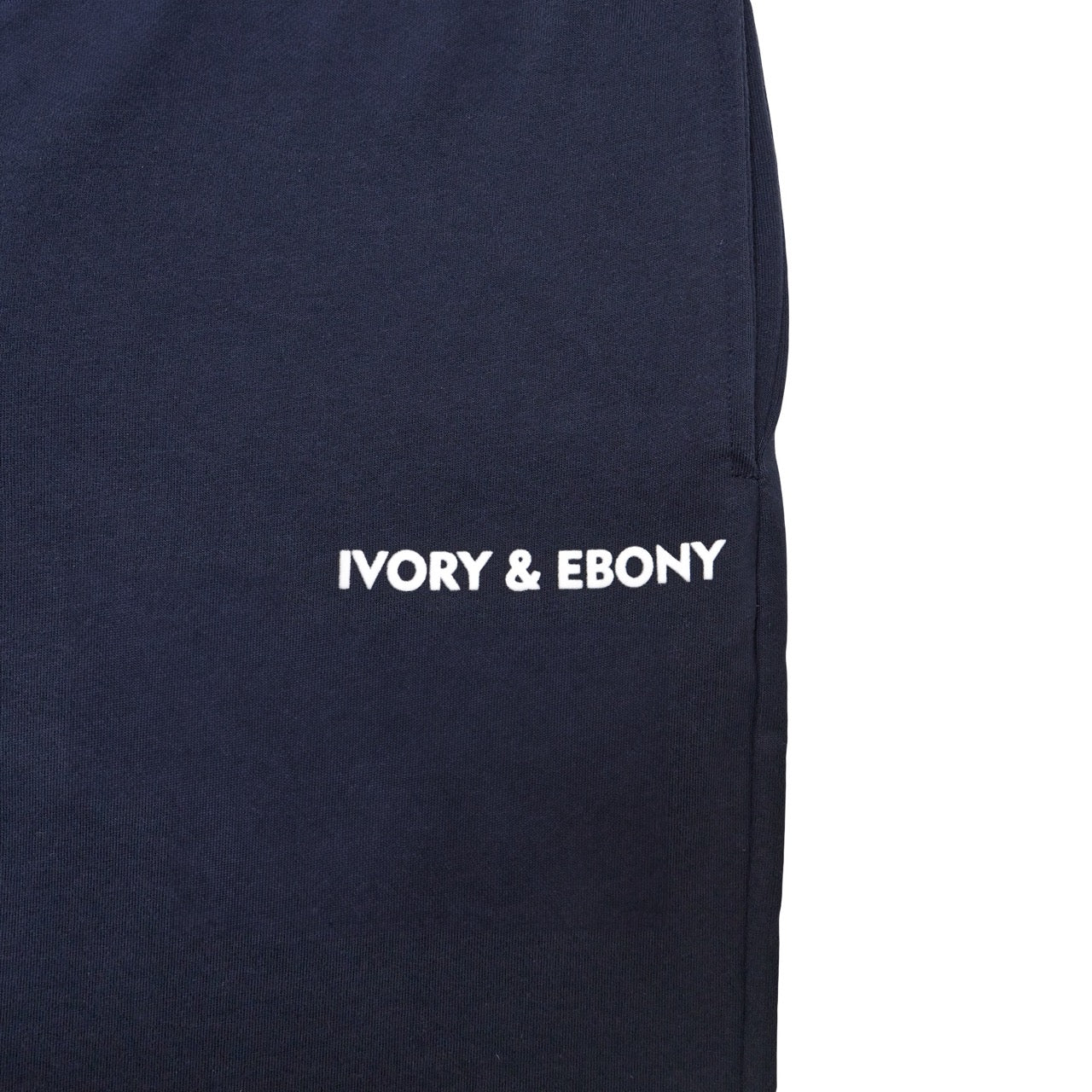 Flock print Hydrophobic Shorts - Image 4