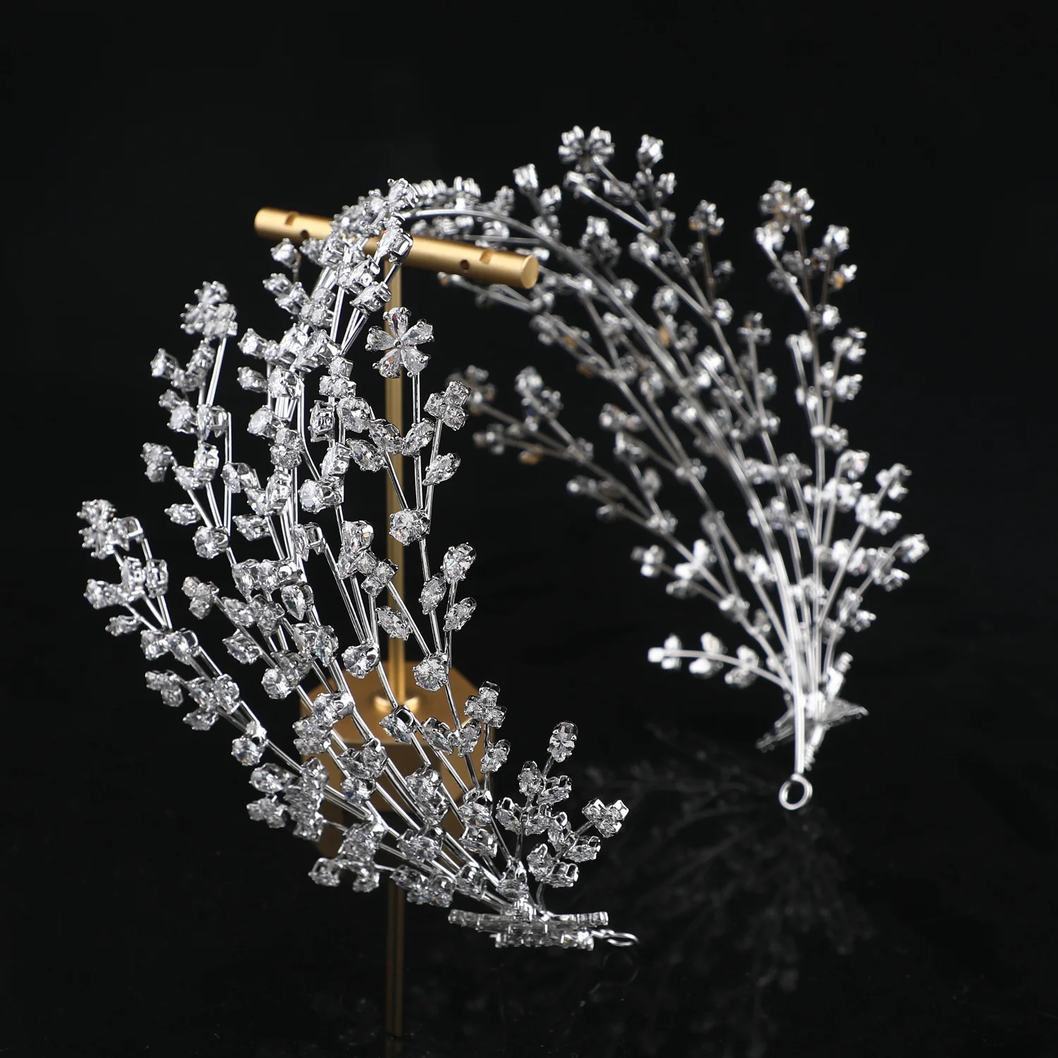 FLORAL BRIDAL BEAUTY TIARA - Image 5