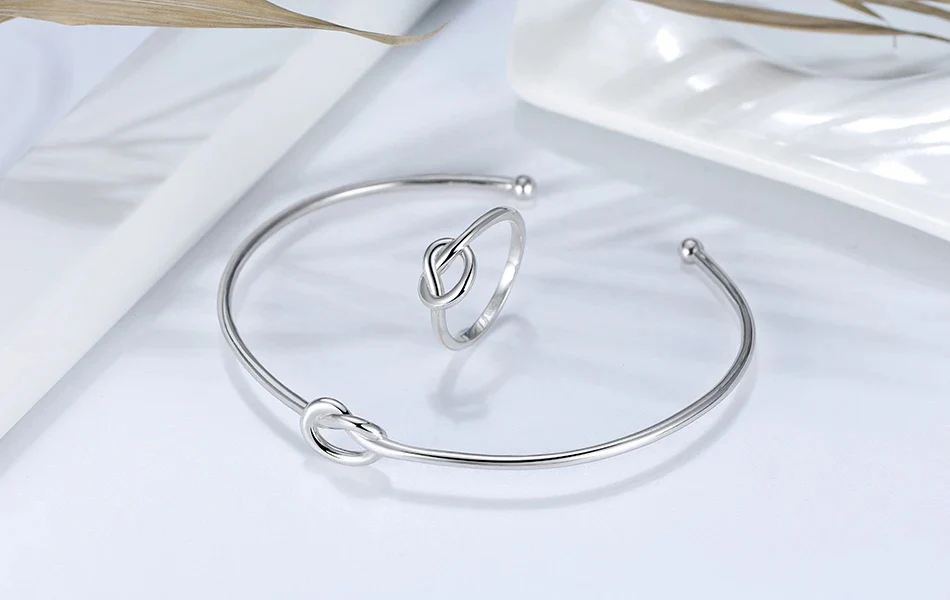 FOREVER KNOT CUFF BRACELET IN STERLING SILVER - Image 4