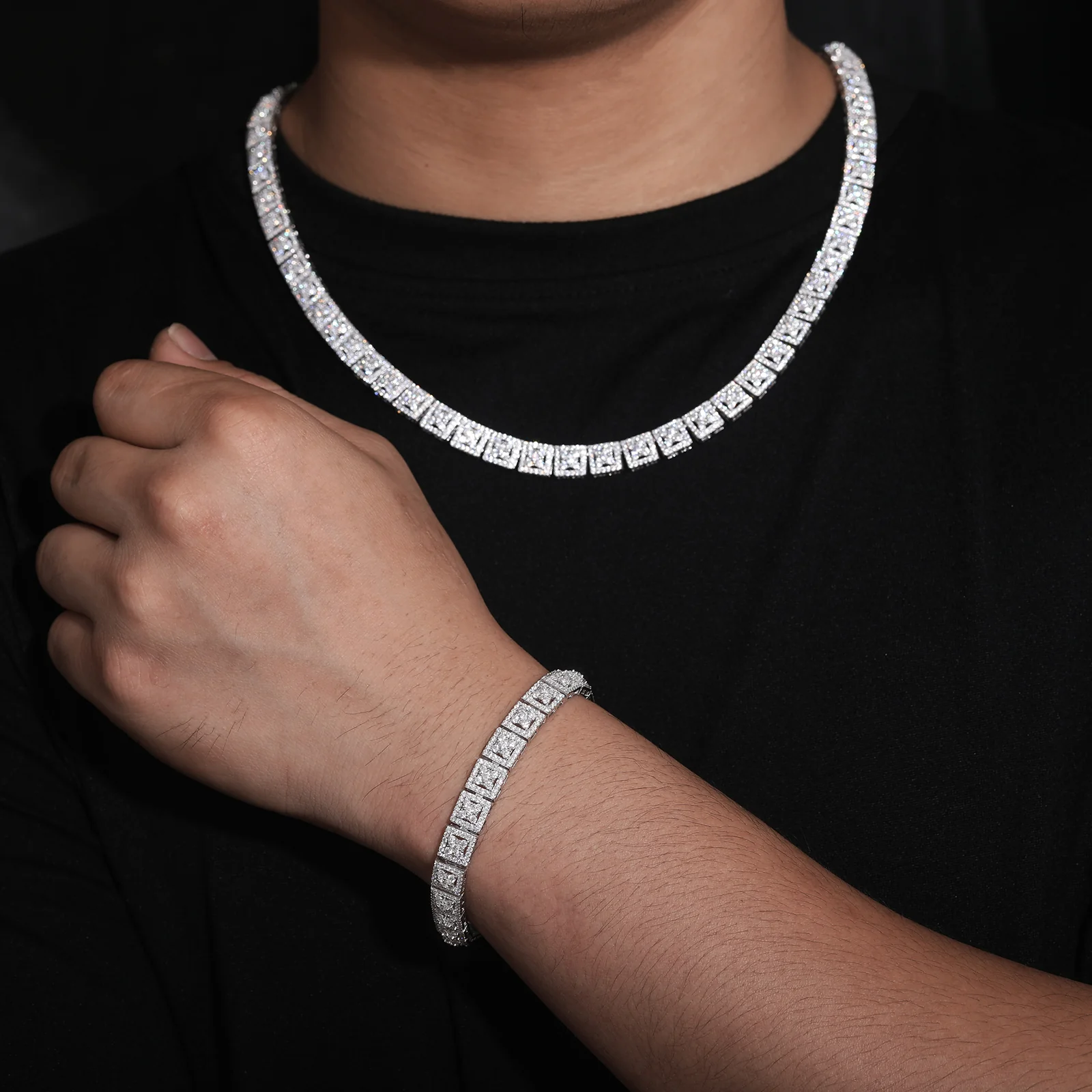 FOUR LEAF CLOVER MOISSANITE SQUARE LINK CHAIN NECKLACE/BRACELET IN STERLING SILVER - Image 3