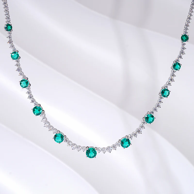 LAB GROWN GREEN EMERALD GEMSTONE AND MOISSANITE DIAMOND NECKLACE IN 14K GOLD - Image 3