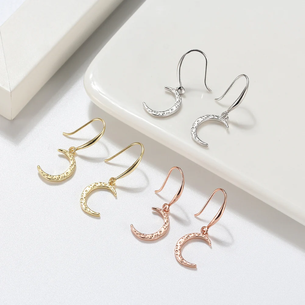 HAMMERED CRESCENT MOON EARRINGS IN STERLING SILVER - Image 2