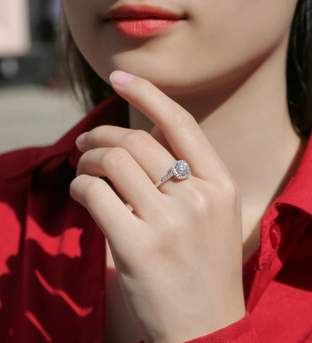 IE0011 CUSHION CUT MOISSANITE ENGANGEMENT RING IN STERLING SILVER - Image 4