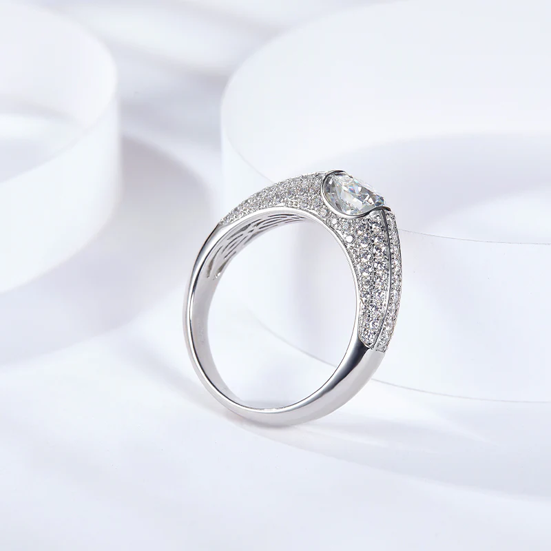 IE00233 1CT 6.5MM ROUND CUT MOISSANITE RING IN STERLING SILVER - Image 3
