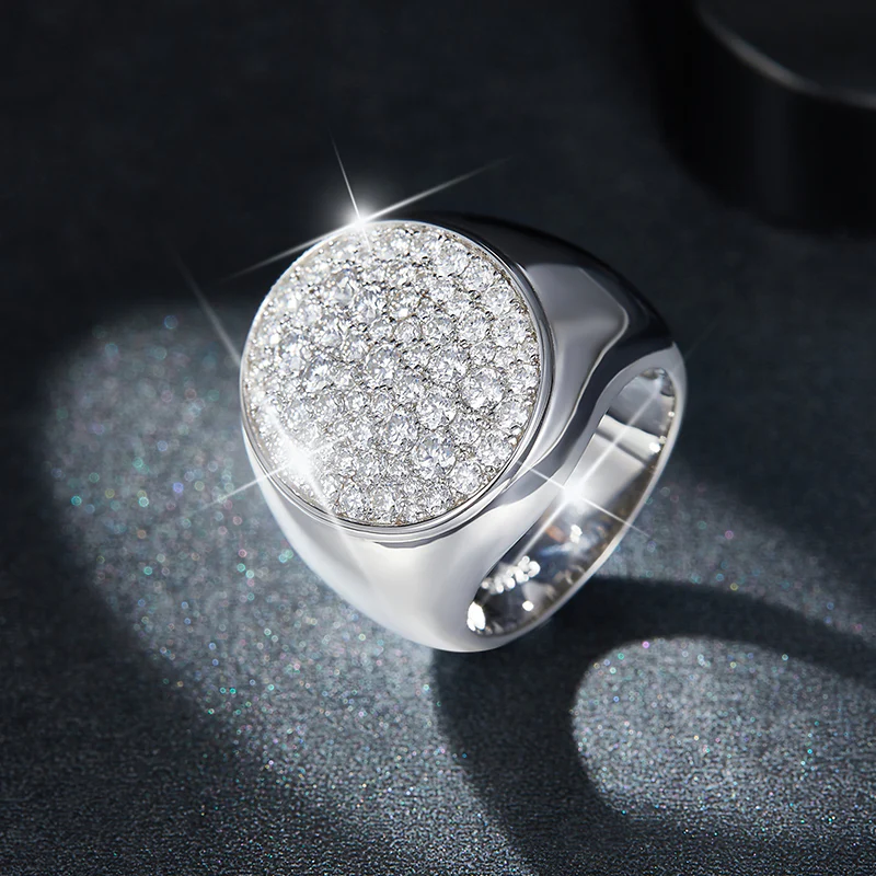 IE00256 MOISSANITE SIGNET RING IN STERLING SILVER - Image 2