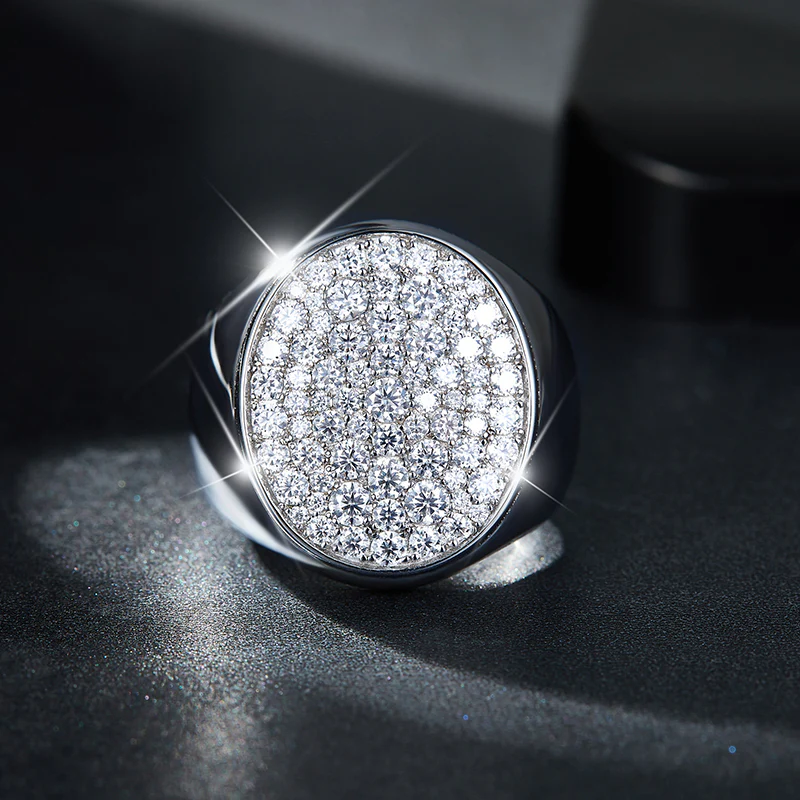 IE00256 MOISSANITE SIGNET RING IN STERLING SILVER - Image 4