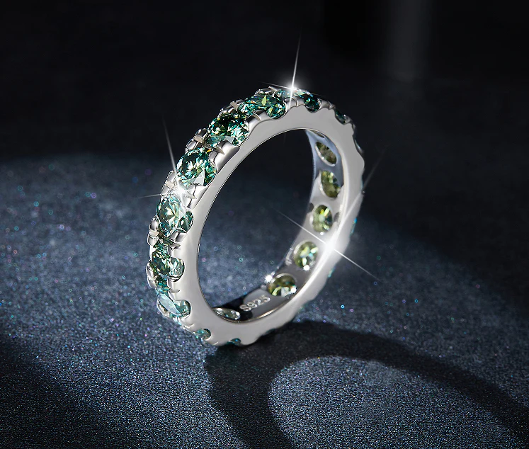 IE00257 GREEN MOISSANITE RING IN STERLING SILVER - Image 4