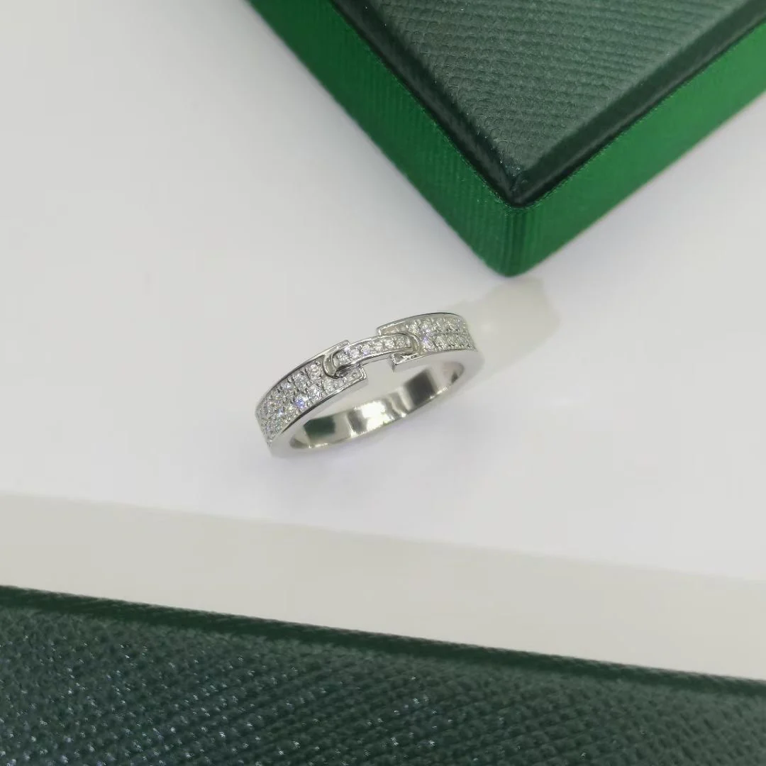 IE0040 MOISSANITE DIAMOND CIRCULAR INFINITE RING IN STERLING SILVER - Image 4