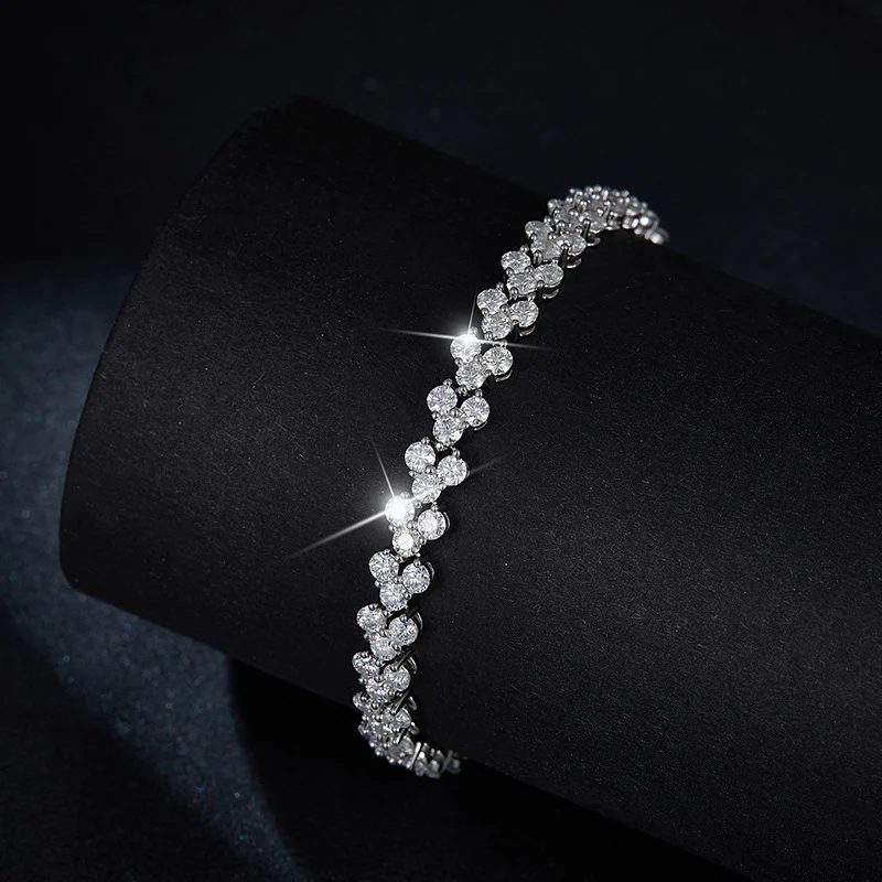 IE0043 2.5MM 6.8CT MOISSANITE CLOVER BRACELET IN STERLING SILVER - Image 3
