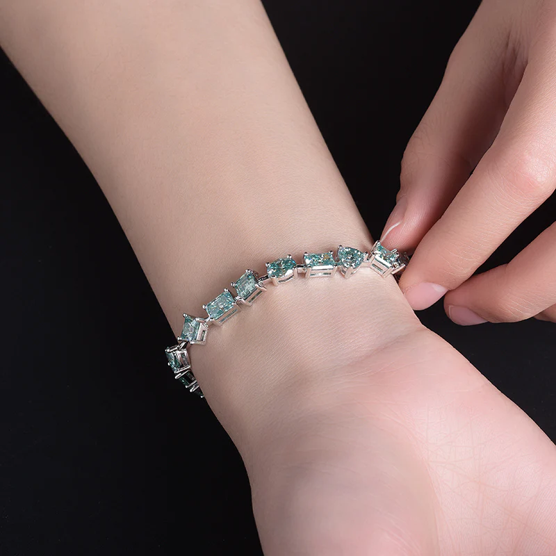 GREEN MOISSANITE PRINCESS SQUARE HEART EMERALD OVAL LINK CHAIN BRACELET IN STERLING SILVER - Image 3
