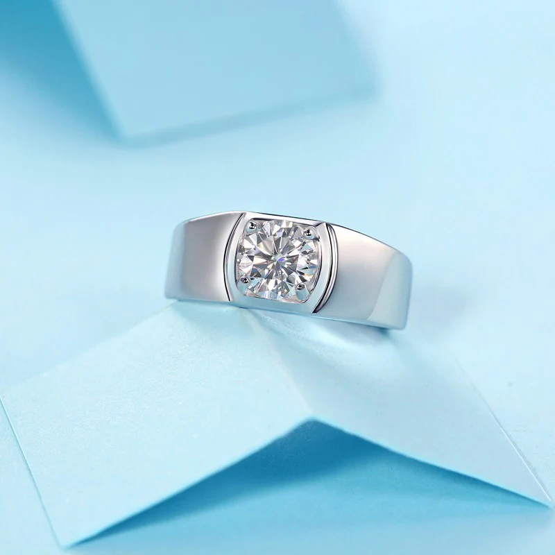 IE0058 3CT ROUND CUT MOISSANITE DIAMOND SIGNET RING IN STERLING SILVER - Image 5