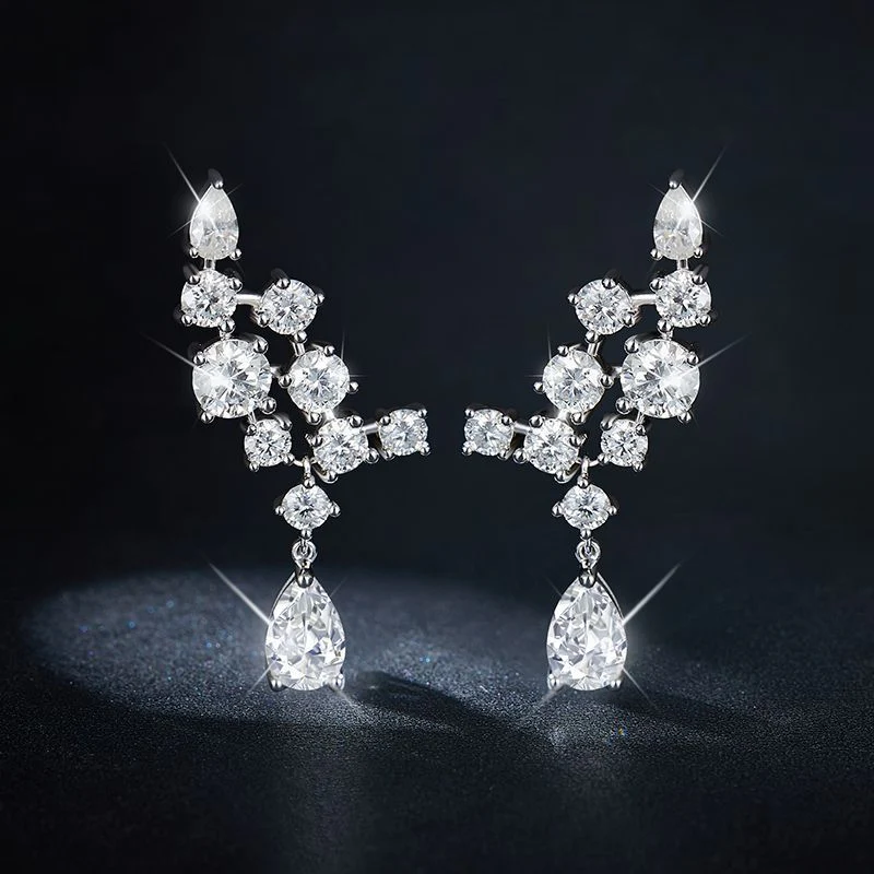 IE0068 PEAR CUT 1CARAT MOISSANITE DANGLE DROP EARRINGS IN STERLING SILVER - Image 4