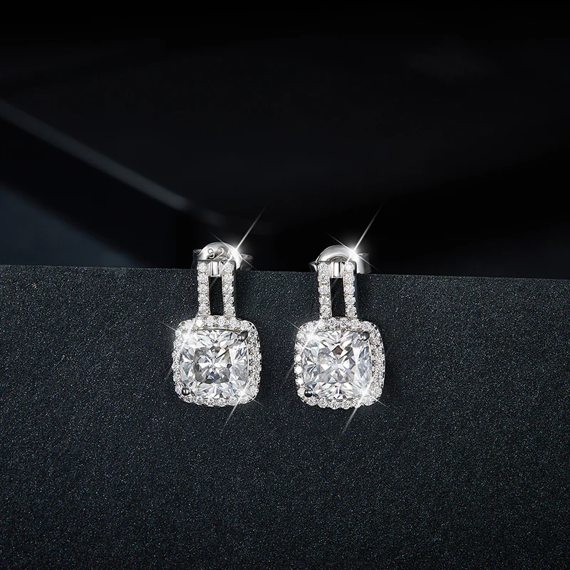 IE0076 4.15CT CUSHION STUD MOISSANITE EARRINGS IN STERLING SILVER - Image 3