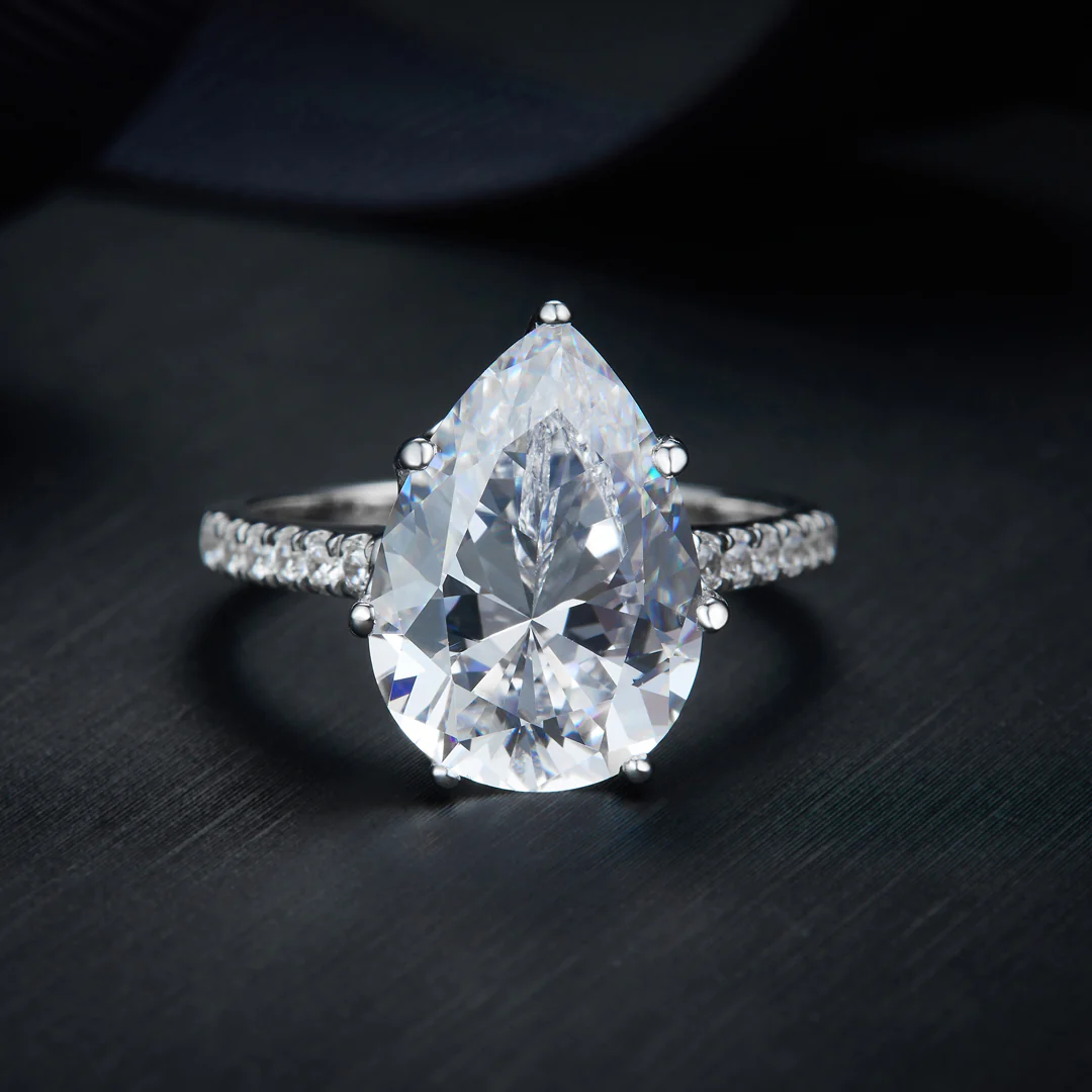 IE0078 PEAR CUT MOISSANITE ENGANGEMENT RING IN STERLING SILVER - Image 3
