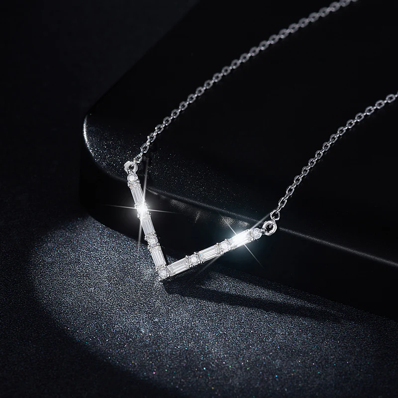 IE0106 MINIMALIST MOISSANITE NECKLACE IN STERLING SILVER - Image 5