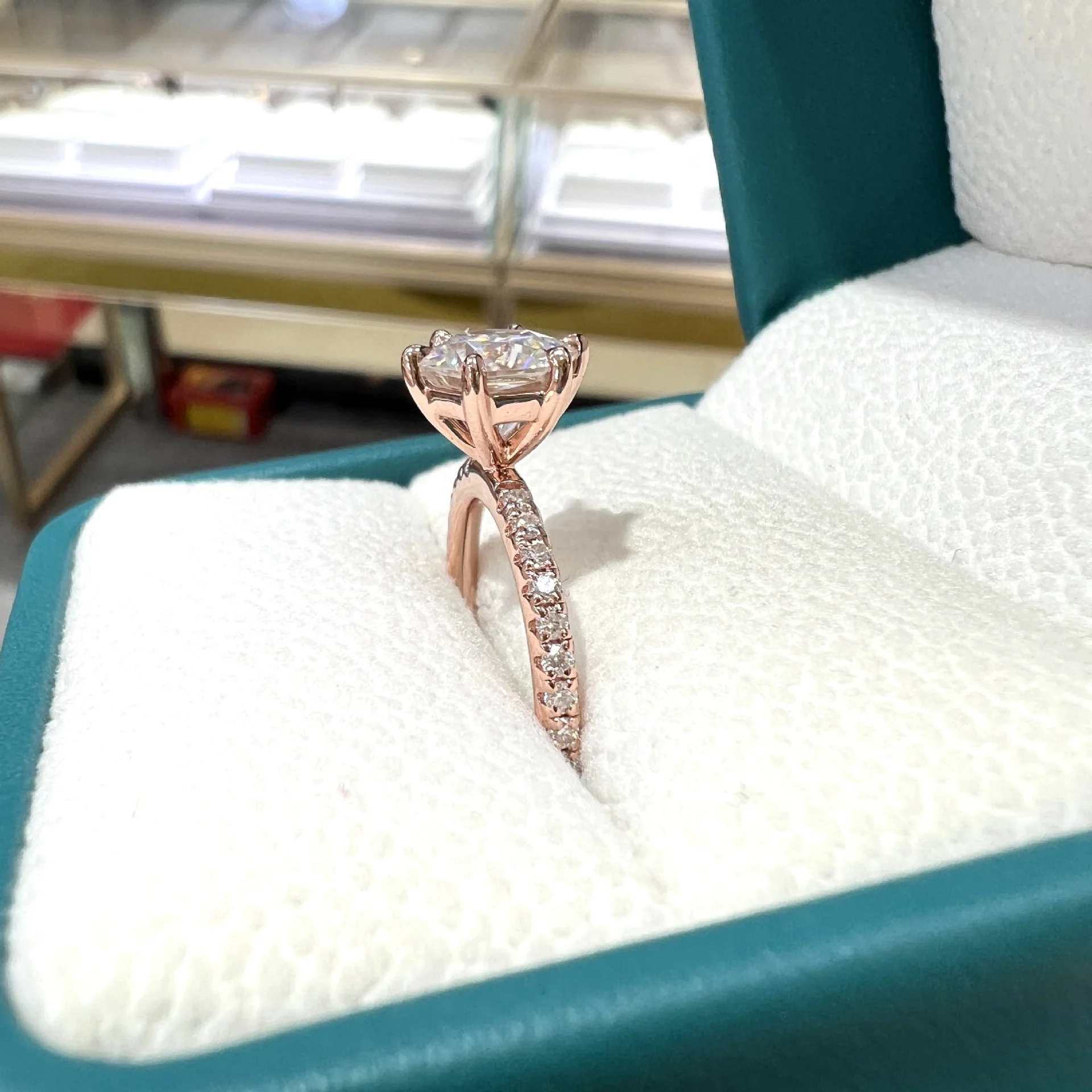 IE0107 HEXAGON CUT MOISSANITE ENGANGEMENT RING IN STERLING SILVER - Image 3