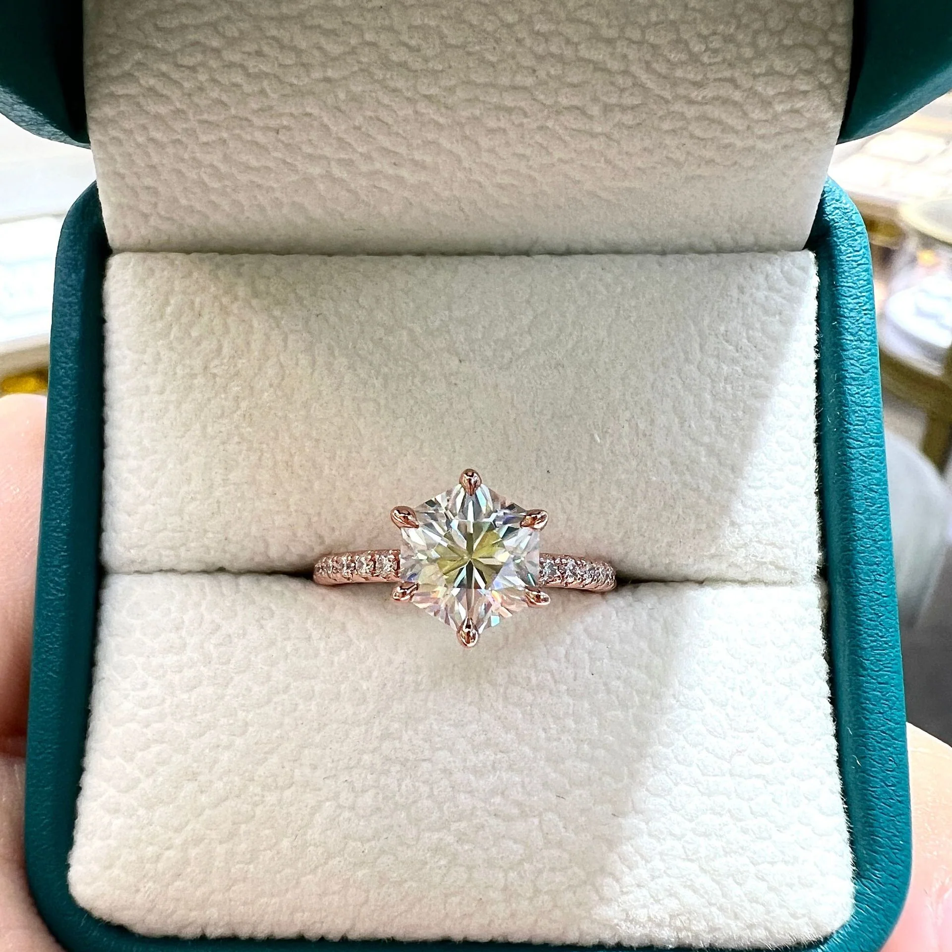 IE0107 HEXAGON CUT MOISSANITE ENGANGEMENT RING IN STERLING SILVER - Image 4