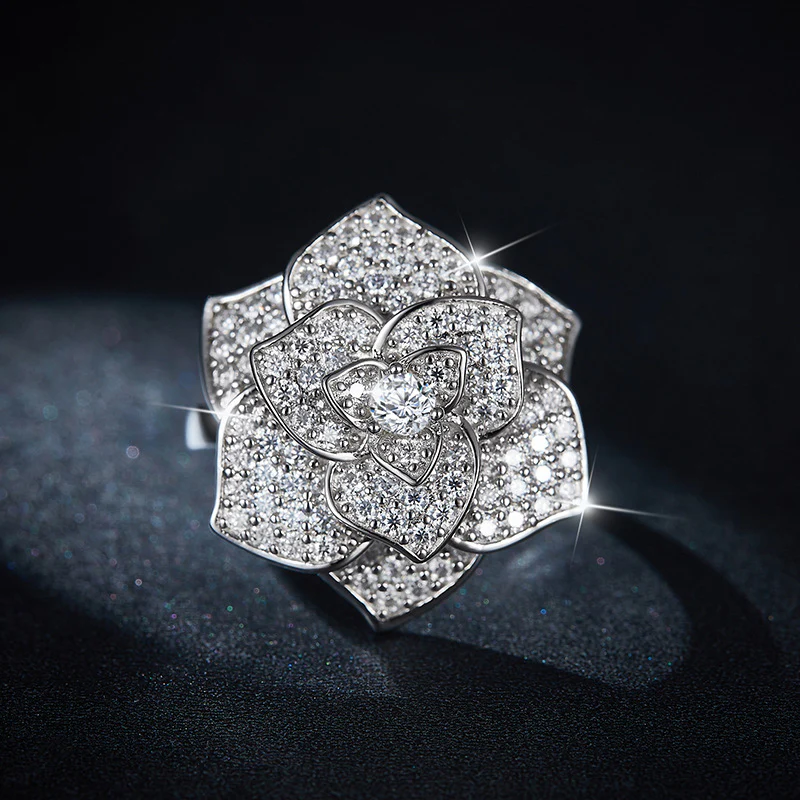 IE0127 MOISSANITE DIAMOND FLOWER RING IN STERLING SILVER - Image 3