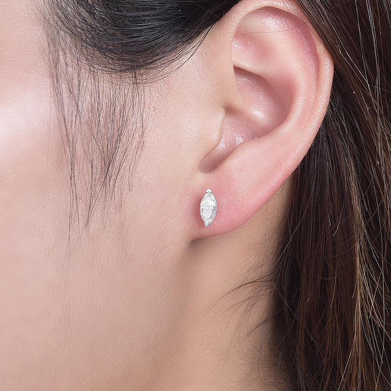 IE0142 MARQUISE CUT MOISSANITE STUD EARRINGS IN STERLING SILVER - Image 3