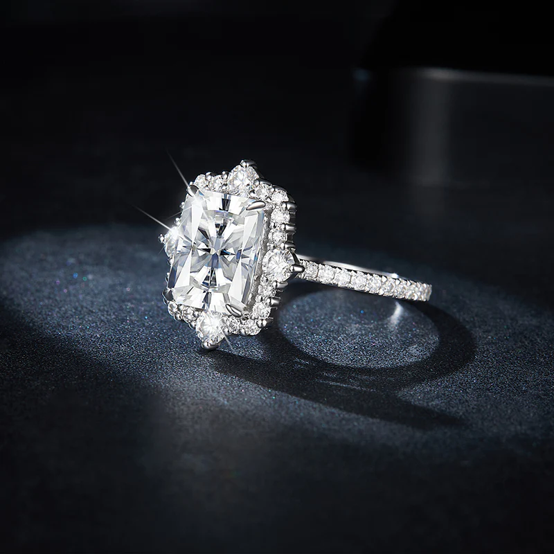 IE0157 RADIANT CUT MOISSANITE ENGANGEMENT RING IN STERLING SILVER - Image 3