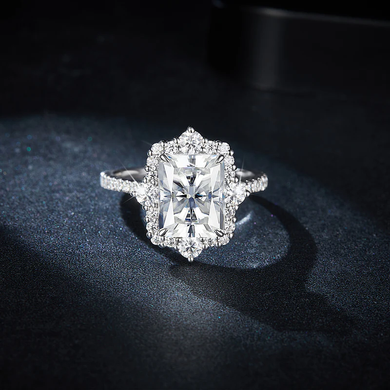 IE0157 RADIANT CUT MOISSANITE ENGANGEMENT RING IN STERLING SILVER - Image 4