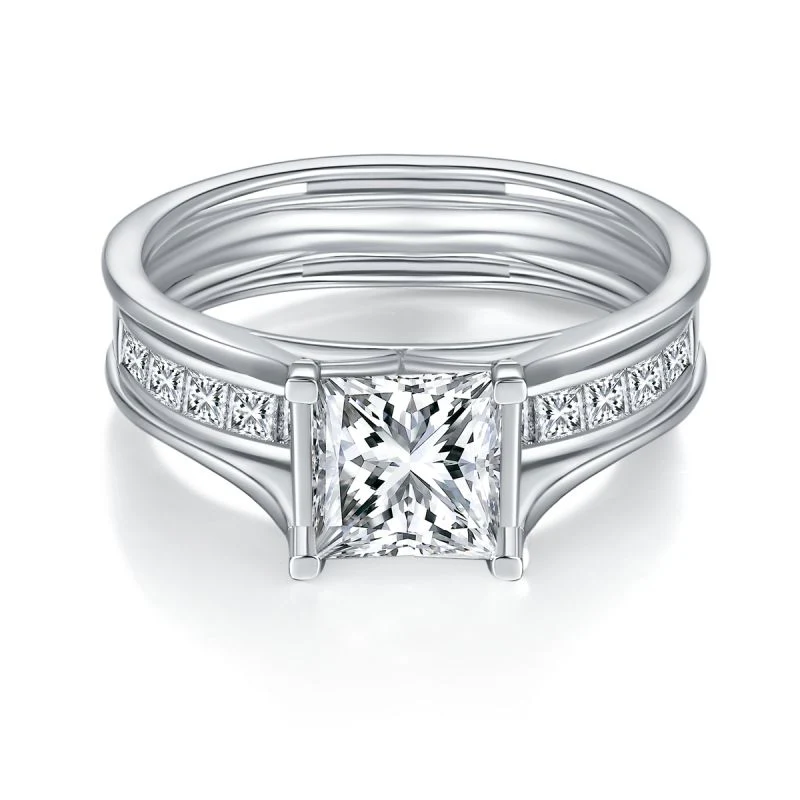 IE0174 PRINCESS CUT MOISSANITE RING IN STERLING SILVER - Image 2