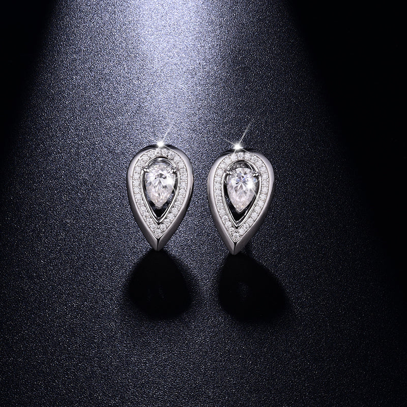 IE0180 0.5CT WATER DROP MOISSANITE STUD EARRINGS IN STERLING SILVER - Image 2