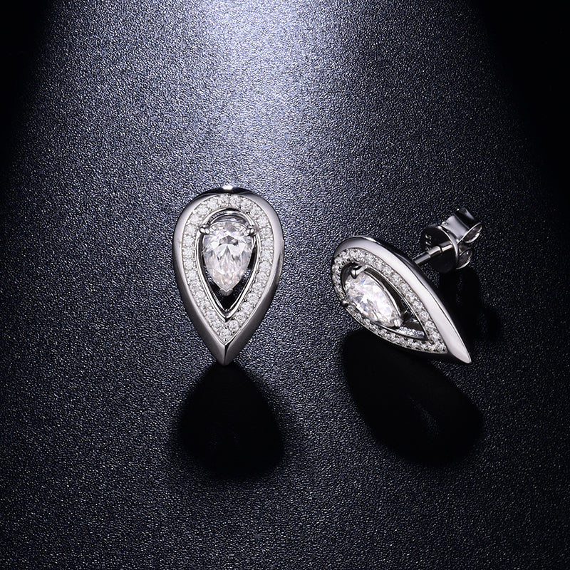 IE0180 0.5CT WATER DROP MOISSANITE STUD EARRINGS IN STERLING SILVER - Image 3