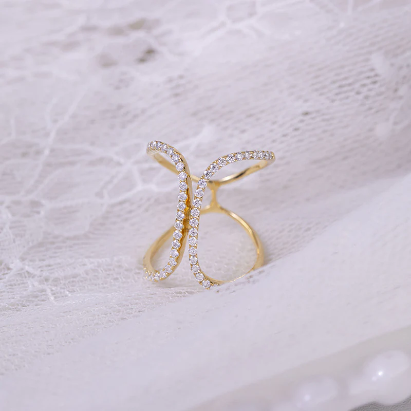 IE0183 “X” SHAPED MOISSANITE DIAMOND RING IN STERLING SILVER - Image 5