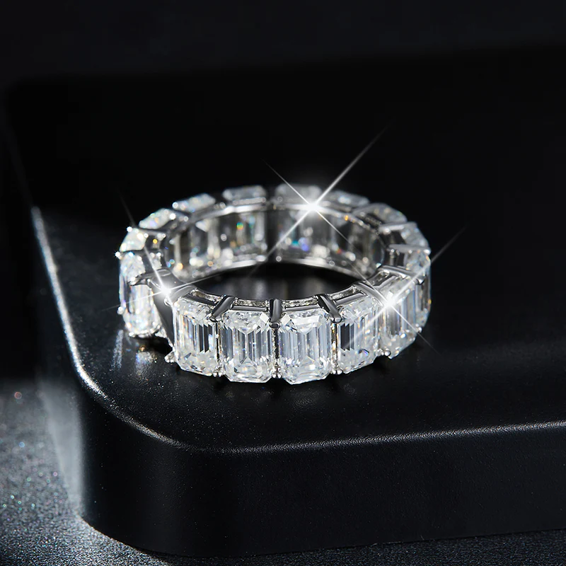 IE0199 12CT EMERALD CUT BAGUETTE MOISSANITE DIAMOND RING IN STERLING SILVER - Image 3