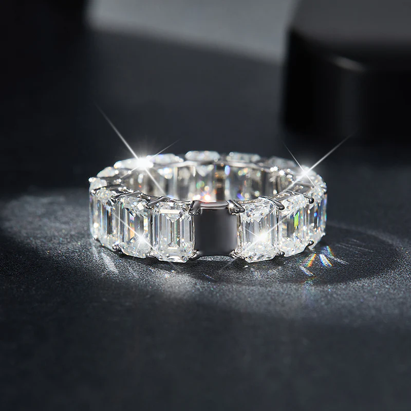 IE0199 12CT EMERALD CUT BAGUETTE MOISSANITE DIAMOND RING IN STERLING SILVER - Image 4